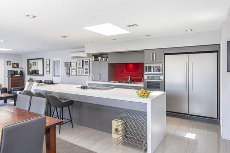 Photo of property in 2 Hemingway Place, Spencerville, Christchurch, 8083