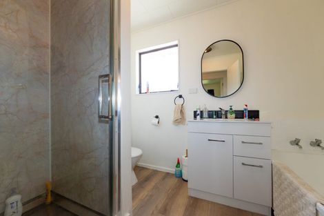 Photo of property in 33 Higginson Street, Otane, 4202