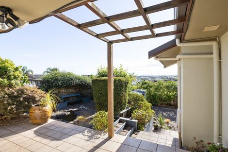 Photo of property in 24 Highgrove Drive, Grandview Heights, Hamilton, 3200