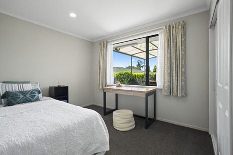 Photo of property in 42 Greig Place, Pukekohe, 2120