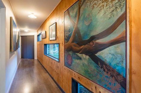 Photo of property in 43 Pehi Kupa Street, Waikanae, 5036