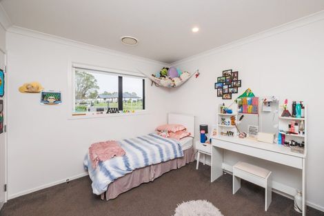 Photo of property in 18 Robbie Lane, Ashhurst, Palmerston North, 4470