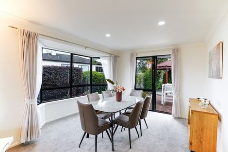 Photo of property in 4 Mahina Place, Te Atatu Peninsula, Auckland, 0610