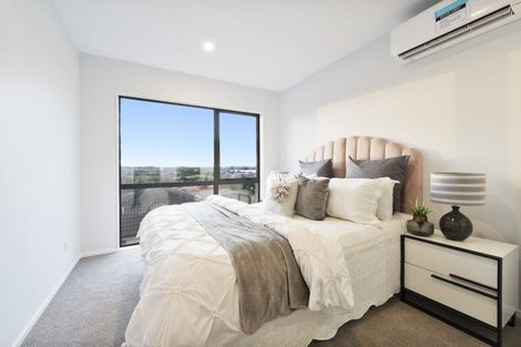 Photo of property in 14f Geordie Street, Henderson, Auckland, 0612