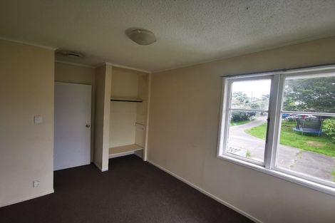 Photo of property in 3 Longburn Road, Henderson, Auckland, 0610