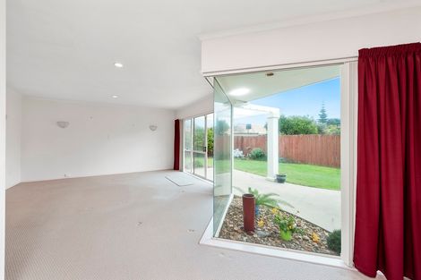 Photo of property in 8a Boronia Place, Mount Maunganui, 3116