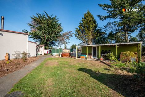 Photo of property in 923 Maungatua Road, Berwick, Outram, 9073