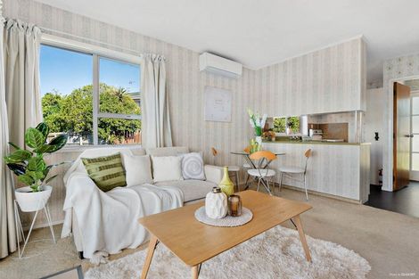 Photo of property in 14 Jenelin Road, Glendene, Auckland, 0602