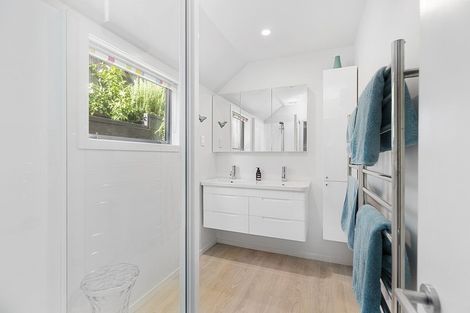 Photo of property in 23a Nottingham Street, Karori, Wellington, 6012