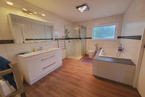 Photo of property in 18 Bellfield Road, Opaheke, Papakura, 2113