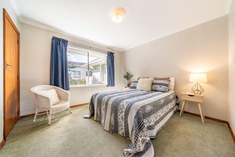 Photo of property in 1/58 Oregon Drive, Maoribank, Upper Hutt, 5018