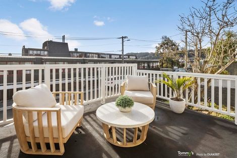 Photo of property in 14 Finlay Terrace, Mount Cook, Wellington, 6021