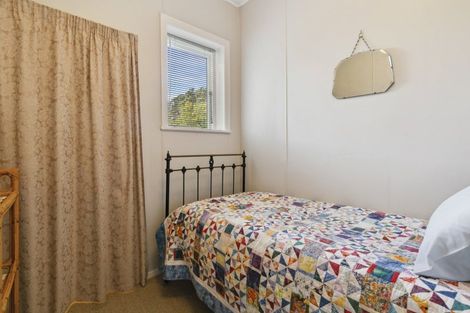 Photo of property in 17 Raumati Terrace, Khandallah, Wellington, 6035
