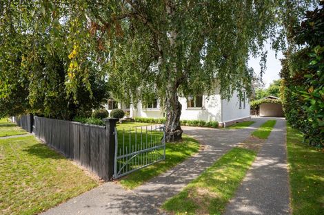 Photo of property in 210 Davis Street, Saint Leonards, Hastings, 4120