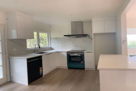 Photo of property in 1/99 Archers Road, Hillcrest, Auckland, 0629