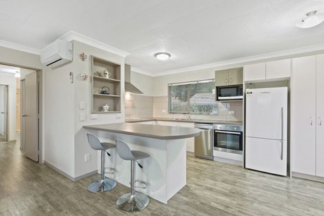 Photo of property in 10 Poike Road, Hairini, Tauranga, 3112