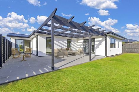 Photo of property in 2 Denton Street, Amberley, 7410