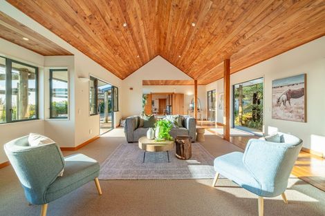 Photo of property in 55 Octavius Road, Peka Peka, Waikanae, 5391