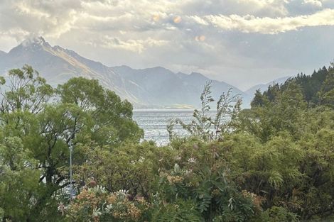Photo of property in 1 Suburb Street, Queenstown, 9300