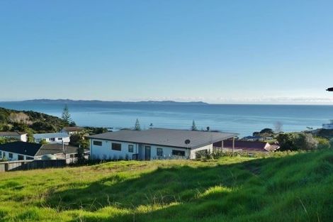 Photo of property in 39 Dudley Crescent, Cable Bay, 0420