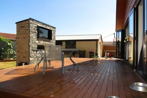 Photo of property in 2/241 Waterloo Road, Hornby, Christchurch, 8042