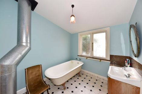 Photo of property in 16 Hendon Street, Edgeware, Christchurch, 8013