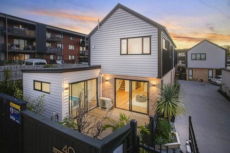 Photo of property in 40a Nikau Street, New Lynn, Auckland, 0600