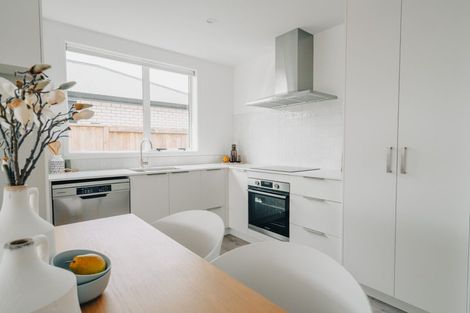 Photo of property in 8 Anawhata Lane, Papamoa, 3118