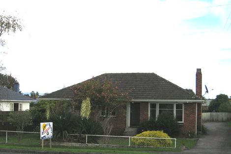 Photo of property in 626 Te Atatu Road, Te Atatu Peninsula, Auckland, 0610