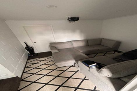 Photo of property in 135a Avalon Drive, Nawton, Hamilton, 3200