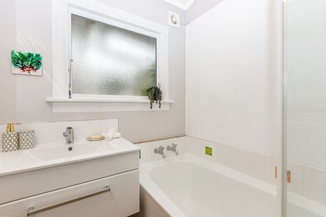 Photo of property in 25 Palm Grove, Belmont, Lower Hutt, 5010