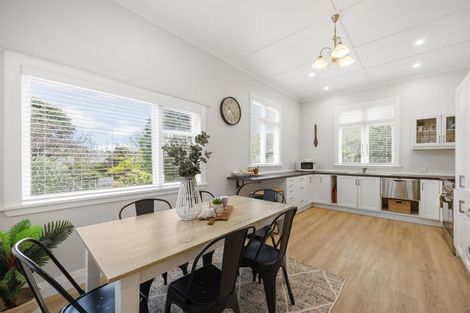 Photo of property in 1 Dover Street, Island Bay, Wellington, 6023