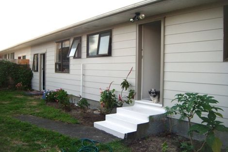 Photo of property in 24 Olive Terrace, Paraparaumu Beach, Paraparaumu, 5032