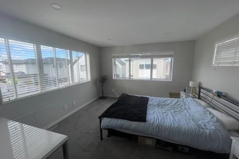 Photo of property in 5 Toanui Road, Hobsonville, Auckland, 0616