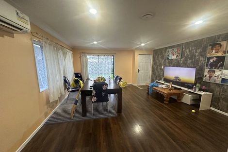 Photo of property in 17 Lolim Place, Favona, Auckland, 2024