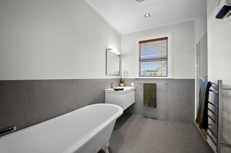 Photo of property in 7 Upper Crichton Terrace, Cashmere, Christchurch, 8022