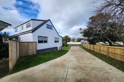 Photo of property in 7a Litchfield Place, Clarks Beach, 2122