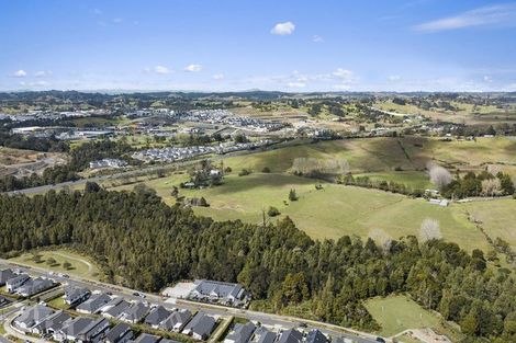 Photo of property in 46 Old Pine Valley Road, Dairy Flat, Silverdale, 0992