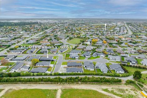 Photo of property in 21 Clonbunny Close, Rolleston, 7614