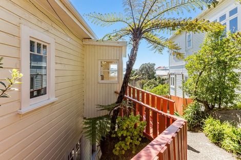 Photo of property in 8 Blythe Street, Berhampore, Wellington, 6023