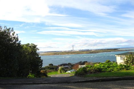 Photo of property in 9 Raymond Street, Bluff, 9814