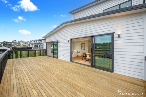 Photo of property in 15 Katote Avenue, Swanson, Auckland, 0614