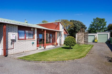 Photo of property in 12b Oxford Street, Marton, 4710