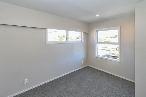 Photo of property in 1/72 Clevedon Road, Papakura, 2110