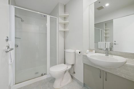 Photo of property in 10/12 Maunganui Road, Mount Maunganui, 3116
