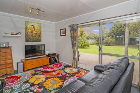 Photo of property in 4 Moewai Park Road, Whitianga, 3510