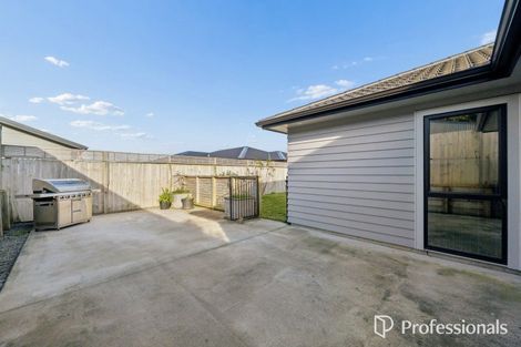 Photo of property in 6 Jack Vaughan Grove, Wainuiomata, Lower Hutt, 5014