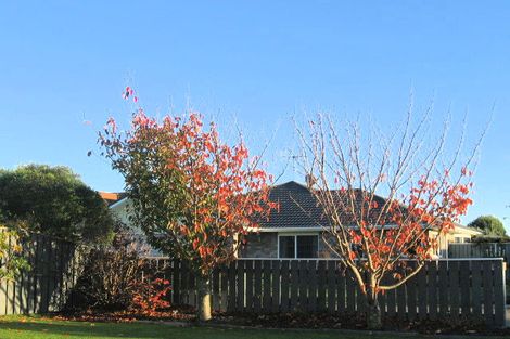 Photo of property in 137 Langdale Avenue, Paraparaumu, 5032