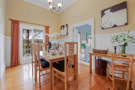 Photo of property in 14 Nelson Street, Helensville, 0800