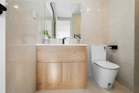 Photo of property in 8a Claridge Street, Glen Eden, Auckland, 0602